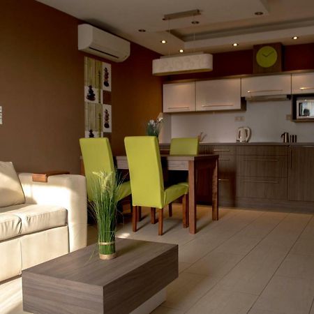 شقة Platina Apartman Sárvár المظهر الخارجي الصورة