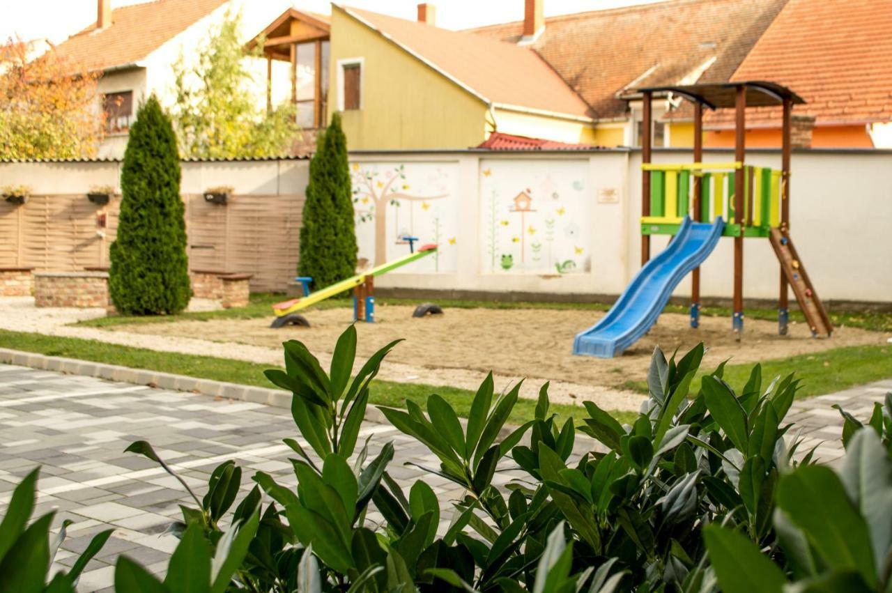 شقة Platina Apartman Sárvár المظهر الخارجي الصورة