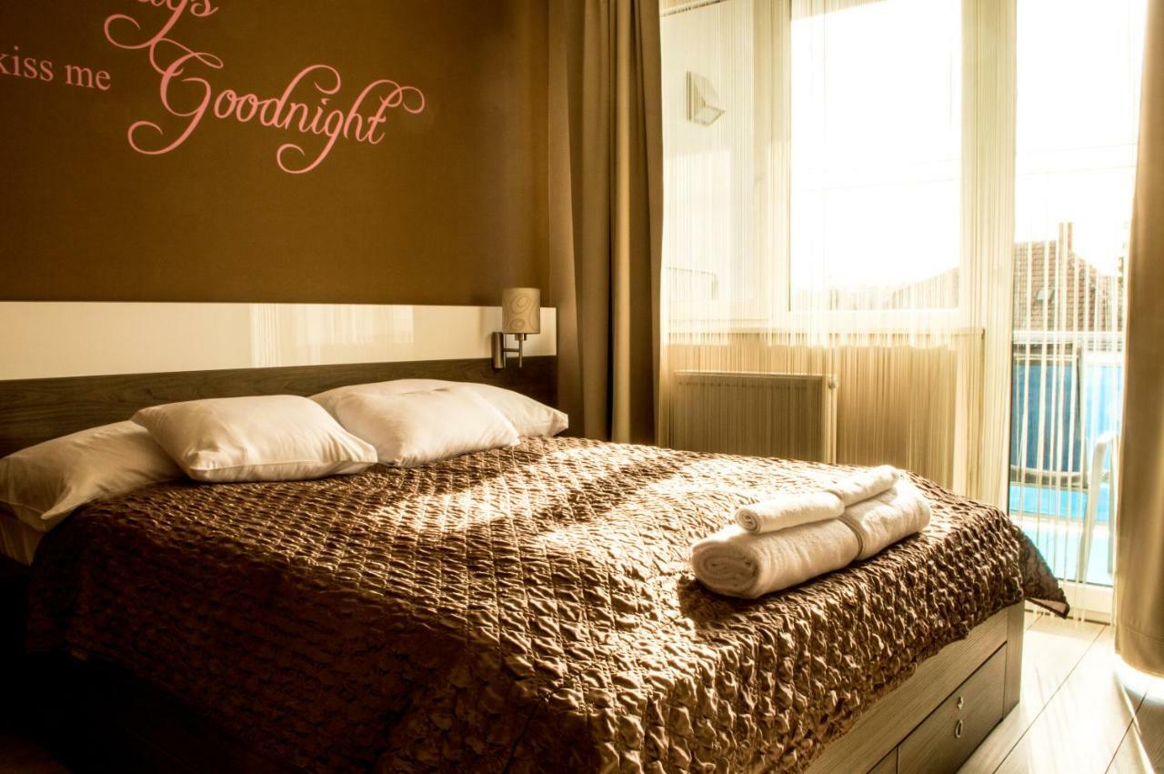 شقة Platina Apartman Sárvár المظهر الخارجي الصورة